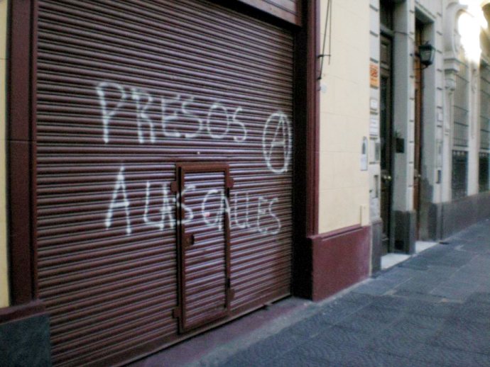 Presos a las calles