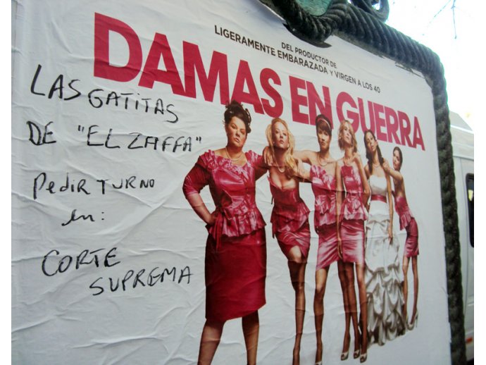 Damas en guerra - Las gatitas de 