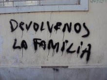 Devolvenos la familia