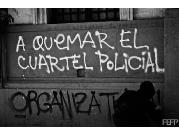 A quemar el cuartel policial!!