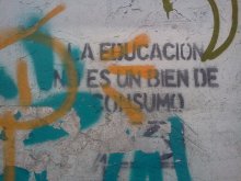 La educación no es un bien de consumo