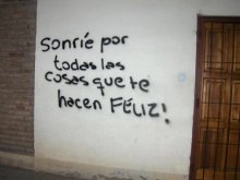 sonrie por todas las cosas que te hacen feliz