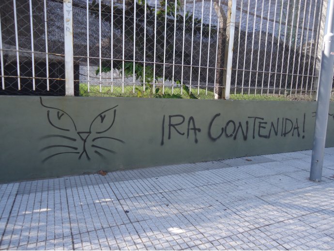 Ira contenida