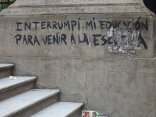 Interrumpi mi educacion para venir a la escuela