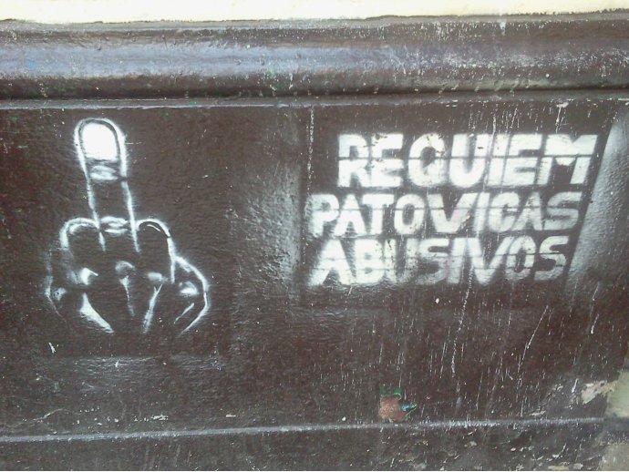 REQUIEM PATOVICAS ABUSIVOS