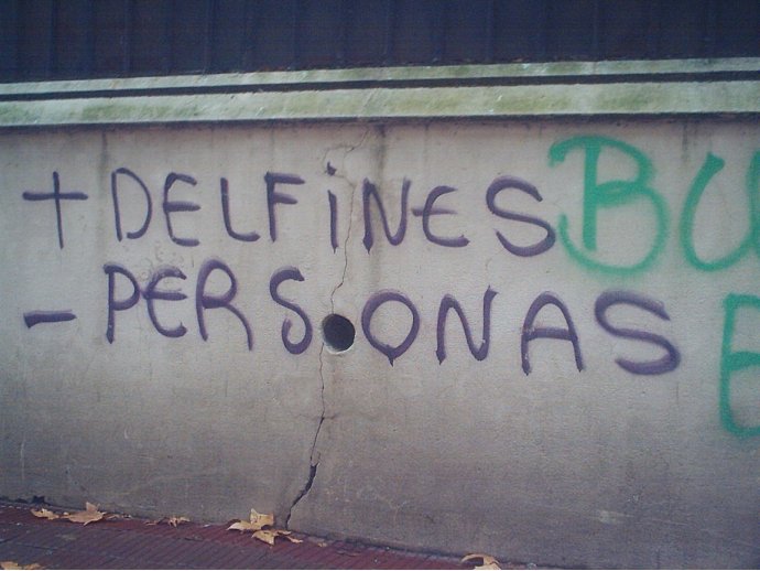  DELFINES-PERSONAS.