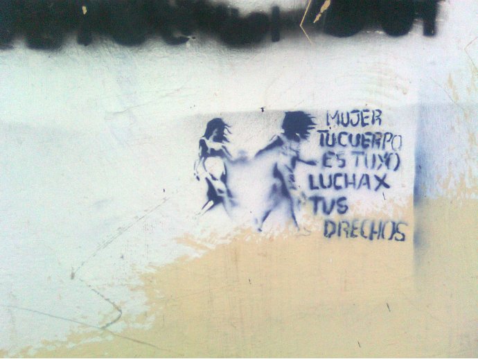 Mujer, tu cuerpo es tuyo, lucha por tus derechos