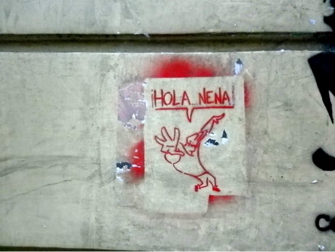 Hola, nena