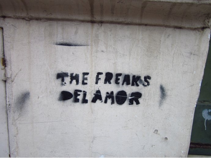The freaks del amor.