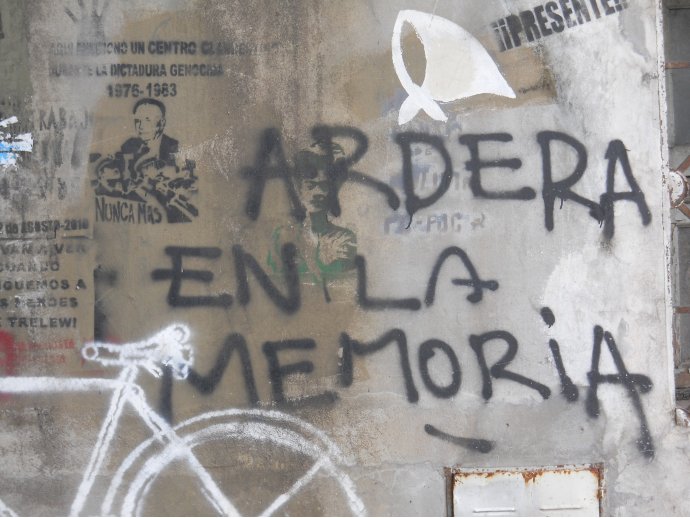 Arderá en la memoria