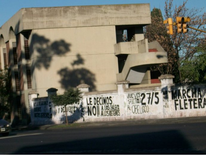 Marcha Fletera-No a los chalecos ni retenes de Macri (Año 2010)