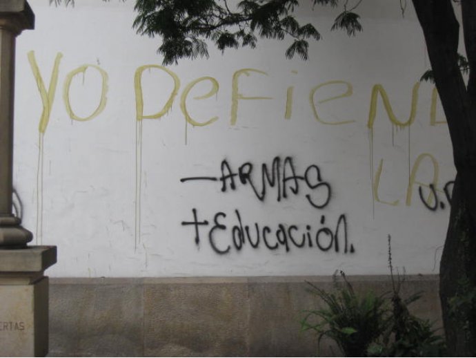 -armas + educación