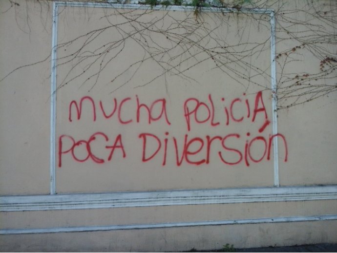 Mucha policía, poca diversión